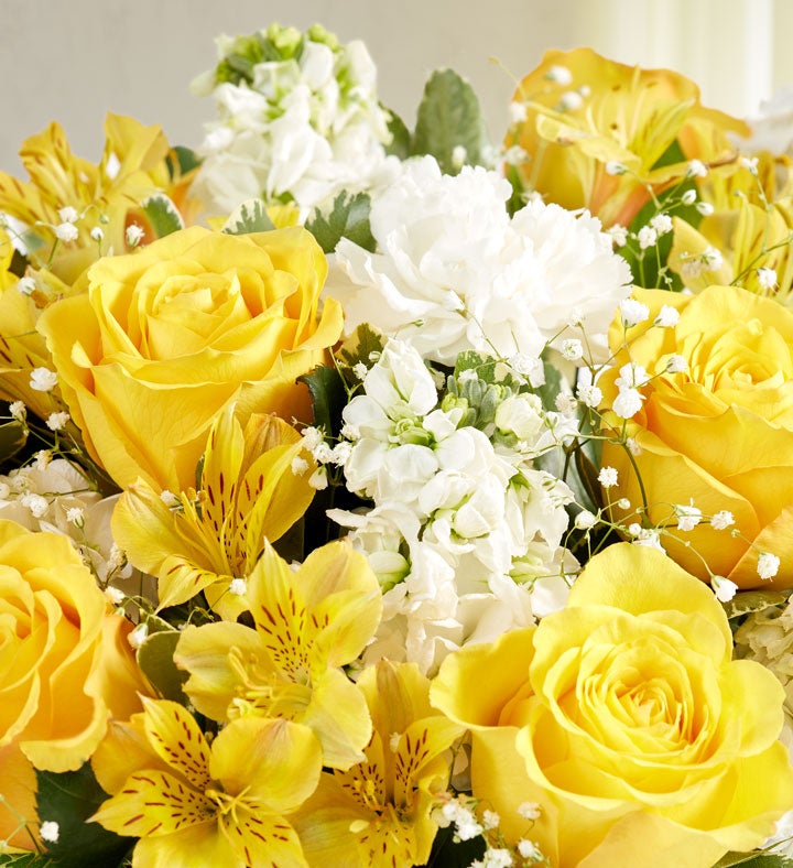 Yellow & White Delight Bouquet