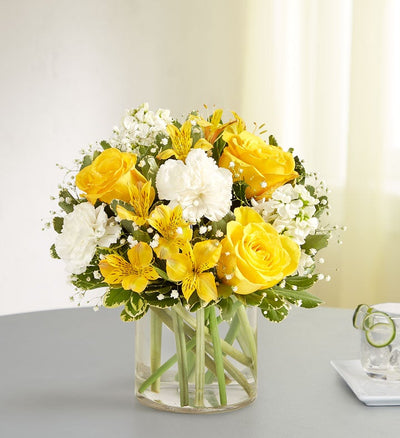 Yellow & White Delight Bouquet Yellow & White Delight Bouquet