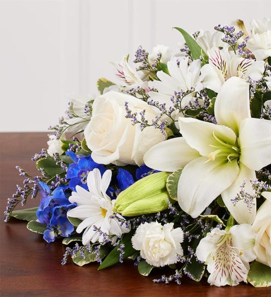 Elegant Charm Centerpiece