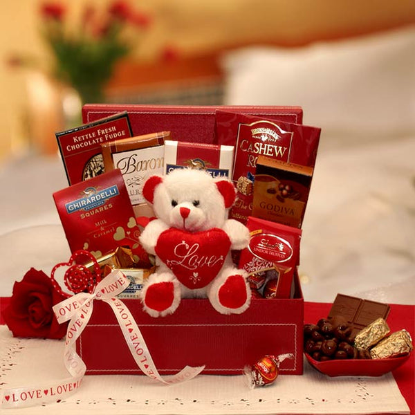 Send Be My Love Chocolate Valentines Gift Set James Cress Florist