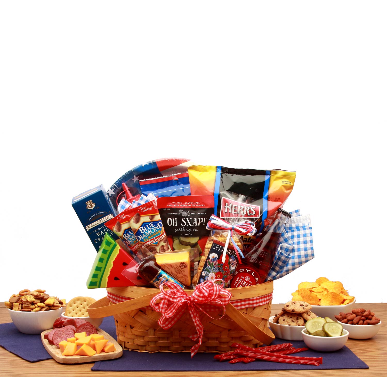  Celebrate America Patriotic Picnic Gift Basket