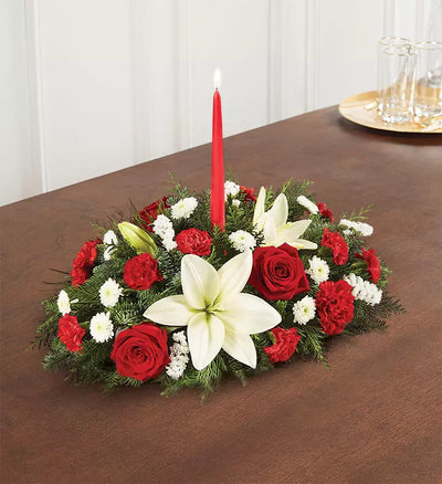 Traditional Christmas Centerpiece Traditional Christmas Centerpiece