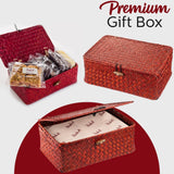 Old Fashioned Gourmet Wicker Basket
