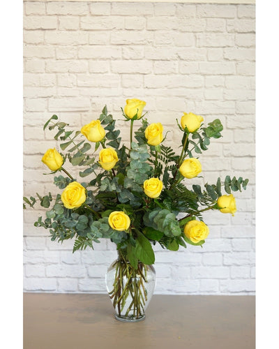 One Dozen Premium Yellow Roses One Dozen Premium Yellow Roses