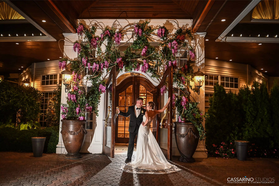 James Cress Florist wedding flowers at the Watermill on Long Island